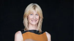 Actress Laura Dern Magazine Wallpaper