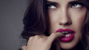 Adriana Lima Girl Model Wallpaper