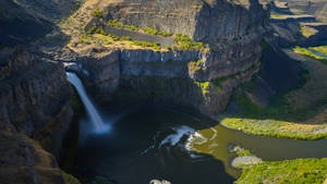 Aerial View Of Yahoo Waterfalls Wallpaper