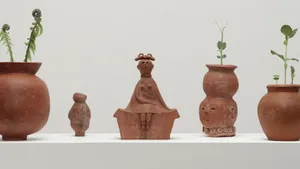 Aesthetic Clay Vase Folk Art Wallpaper