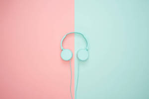 Aesthetic Cute Pastel Headphones Wallpaper