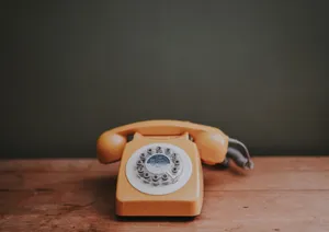 Aesthetic Retro Western Telephone Wallpaper