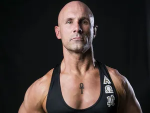 Aew Wrestler Christopher Daniels In Action Wallpaper