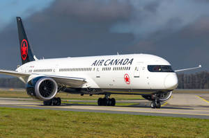 Air Canada Airplane Landing Wallpaper