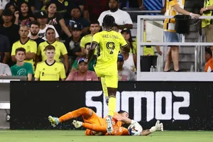 Ake Loba Evading Goalkeeper Challenge Wallpaper