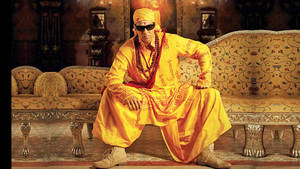 Akshay Kumar In Yellow Indian Outfit Wallpaper