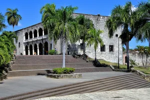 Alcazar De Colon Museum Below The Blue Sky Wallpaper
