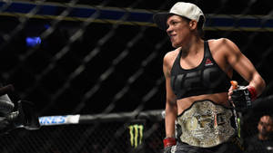 Amanda Nunes With Belt Wallpaper