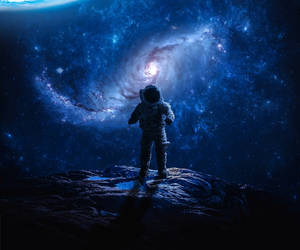 Amazing Image Shows A Spaceman Walking Wallpaper