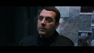 American Actor Tom Sizemore In Dreamcatcher Wallpaper