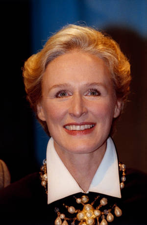 American Actress Glenn Close Wallpaper