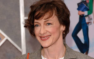 American Actress Joan Cusack Hollywood Wallpaper