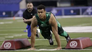 American Defensive Lineman Arik Armstead Nfl Football Scouting Wallpaper