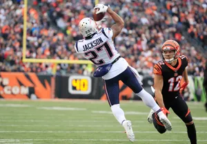 American Football Cornerback Jc Jackson Against Cincinnati Bengals Wallpaper