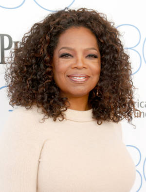 American Host Oprah Winfrey Wallpaper