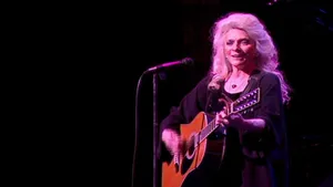 American Singer Judy Collins Cambridge Folk Festival 2008 Performance Wallpaper
