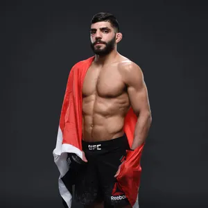 Amir Albazi With Iraqi Flag Wallpaper