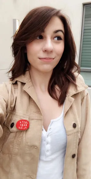 Amy Nelson Pebbles Wallpaper