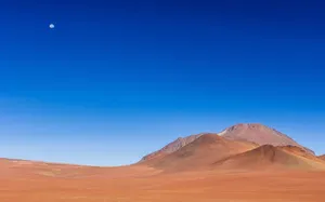 Arid Desert Mountain Clean 4k Wallpaper