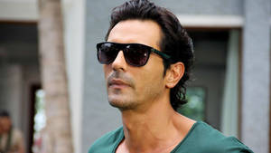 Arjun Rampal Wearing Shades Wallpaper