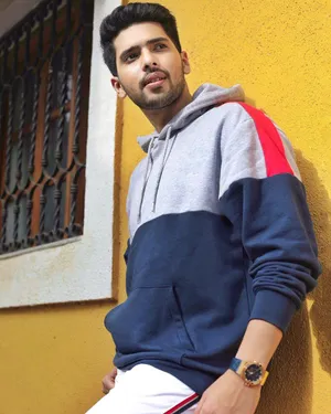 Armaan Malik In Chic Oversized Hoodie Wallpaper