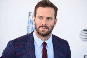 Armie Hammer In 2019 Fisa Wallpaper