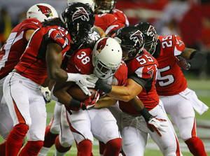 Atlanta Falcons Team Hug Wallpaper