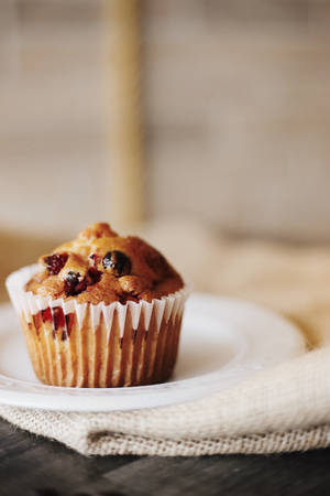 Baked Cupcake On Plate Wallpaper