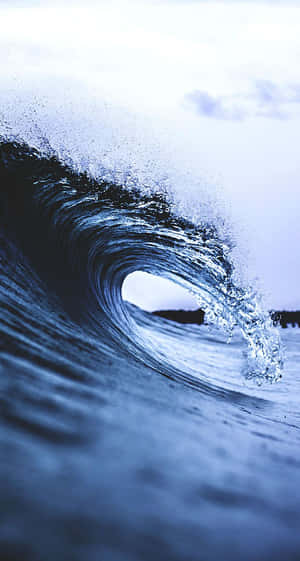 Balmy Wave Iphone Wallpaper