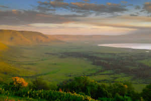 Beautiful Scenery Of Northern Tanzania Ngorongoro Crater Wallpaper