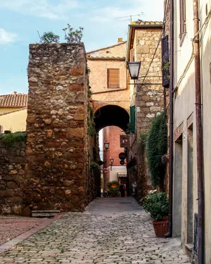 Beautiful Short And Small Vintage Bricked Pienza Tunnel Wallpaper