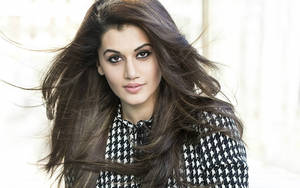 Beautiful Shot Of Taapsee Pannu Wallpaper