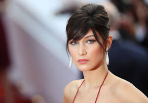 Bella Hadid Red Carpet Sleeveless Dress Wallpaper