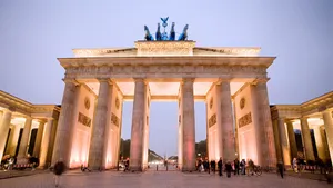 Berlin Brandenburg Gate Quadriga Clear Sky Wallpaper