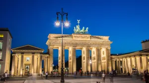 Berlin Germany Brandenburg Gate Streetlight Wallpaper