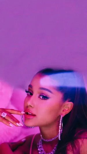 Bewitching Ariana Grande 7 Rings Wallpaper