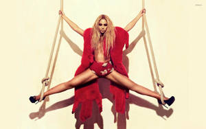 Beyonce Hanging Fiercely Wallpaper