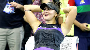 Bianca Andreescu Raising Her Arms Wallpaper