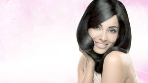 Bipasha Basu Hair Commercial Wallpaper