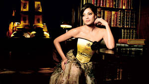 Bipasha Basu Study Wallpaper