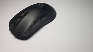 Black Logitech Mouse Wallpaper