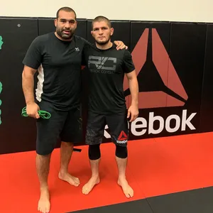 Blagoy Ivanov Posing With Khabib Nurmagomedov Wallpaper