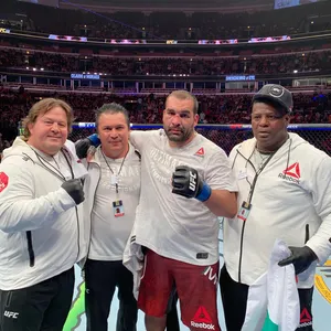 Blagoy Ivanov With Training Team Wallpaper