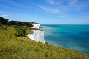Blue Sky At White Cliffs Of Dover Wallpaper