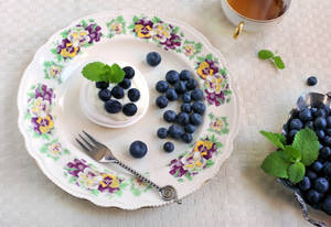 Blueberry Tea Time Wallpaper