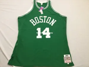 Bob Cousy Green Jersey Number 14 Wallpaper