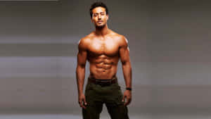 Bollywood Hero Tiger Shroff Martial Artist Wallpaper