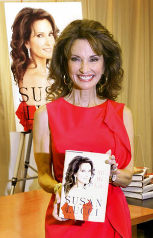Book Author Susan Lucci Wallpaper