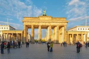 Brandenburg Gate Sunny Day Wallpaper
