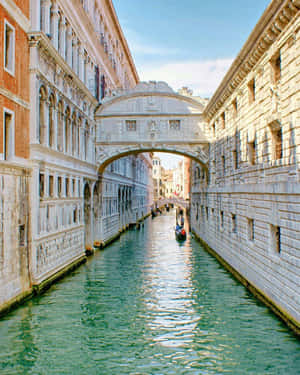 Bridge Of Sighs Canal Vibrant Wallpaper
